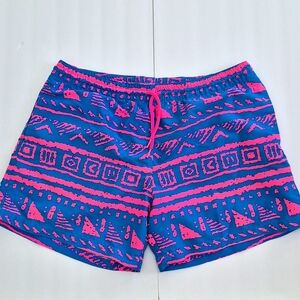 Chubbies Tide Pool Swin Trunks Swimsuit Pink and Blue Patterned 143198 sz L 90's